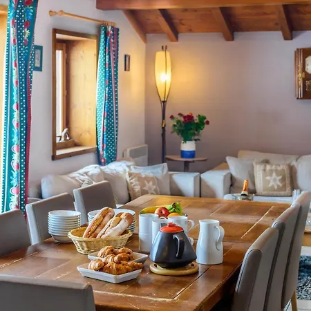 Chalet Madame Vacances Chalet Isabelle *